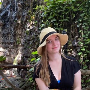 Meet your Posher, Johnna